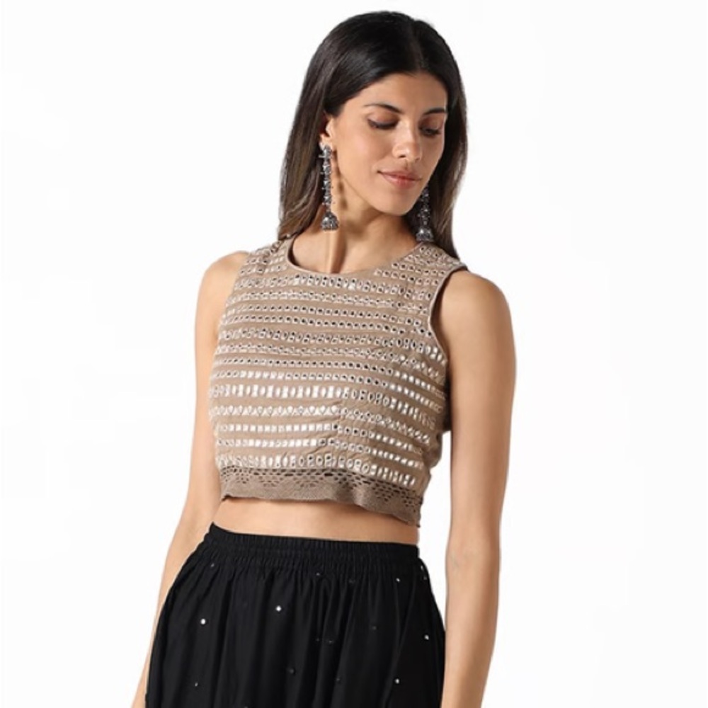 🆕Utsa Size L Mirrored Sleeveless Beige Linen Blend Crop Top with Crochet Hem